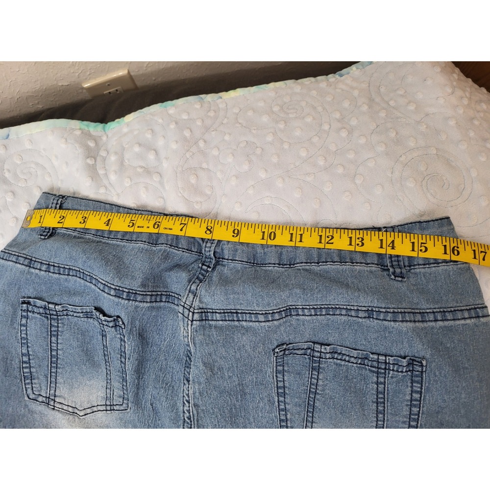N.Y.I Floral Embroidered Flare Jeans Light Wash Blue Bell Bottoms Girls XXL S - Picture 6 of 9